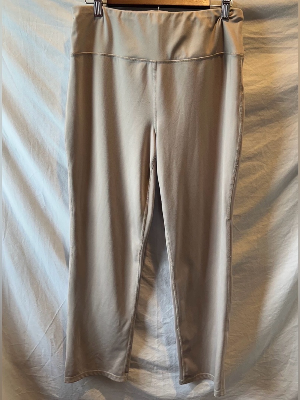 2 pairs Jockey brown and beige High-Waist Leggings with Side Pocket never worn